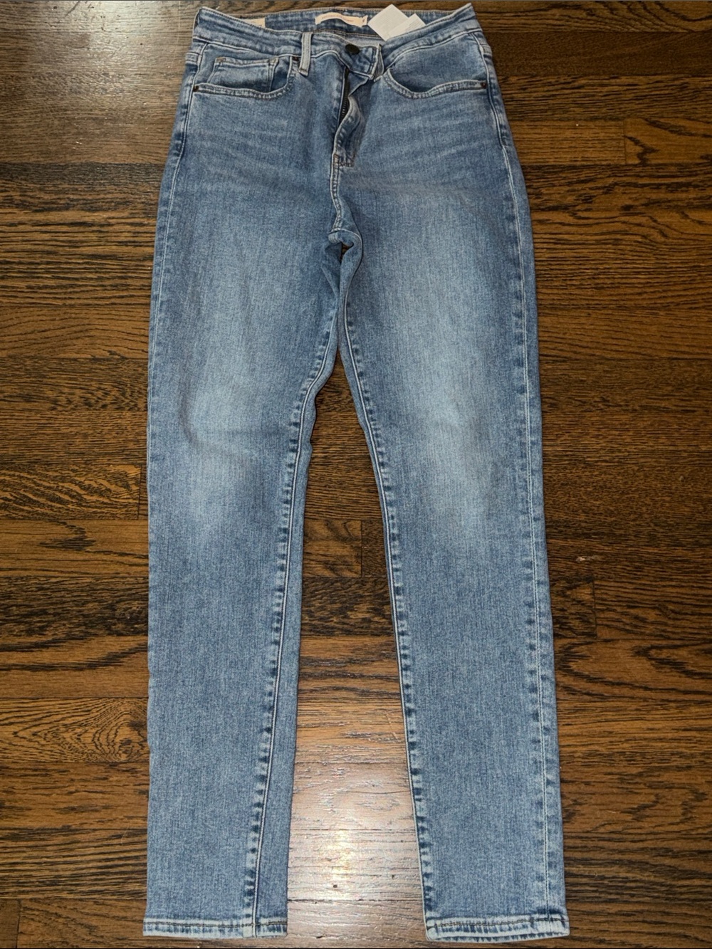 Levi's Women's Medium Blue High-Rise Skinny Jeans